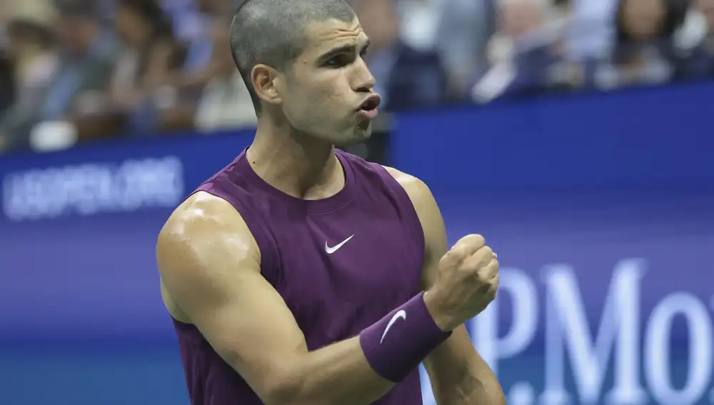 Tenis/US Open.- Alcaraz arrolla a Bellucci y se mete en tercera ronda del Abierto de Estados Unidos