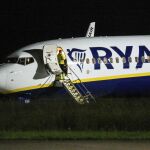 Economía/Turismo.- El PRC avisa de "efectos devastadores" en el aeropuerto de Santander por el recorte de Ryanair