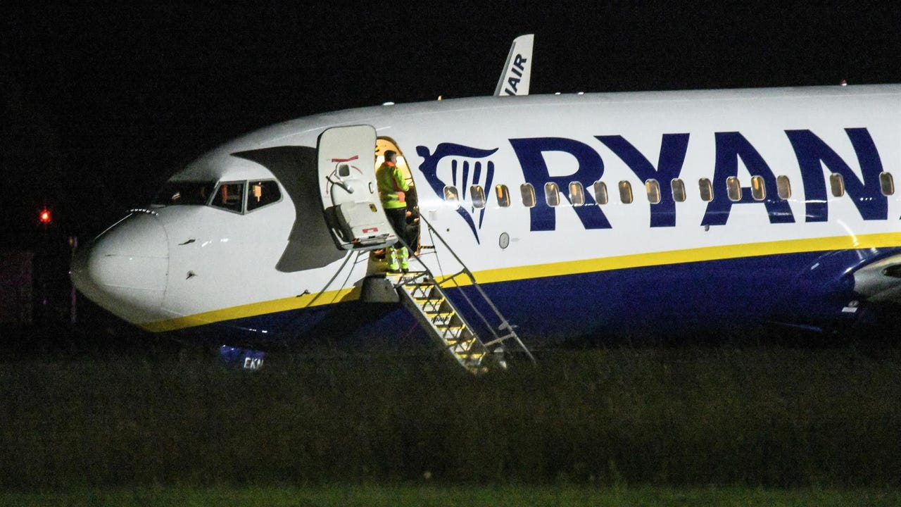 Ryanair reducirá en invierno en 600.000 plazas su oferta en la Península y en otras 400.000 en Canarias