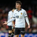 Sergi Canós con el Valencia