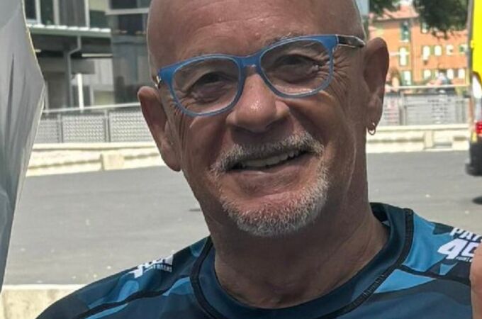 La brutal bronca entre un colaborador del Chiringuito y "el negro de Vox": "Despojo fascista..."