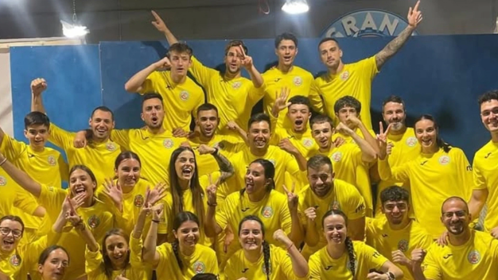 Los participantes de Cubas de la Sagra durante el rodaje del Grand Prix