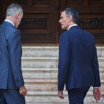 Despacho del presidente del gobierno Pedro Sánchez con S.M. el Rey Felipe VI, en el Palacio de Marivent, en Palma de Mallorca. 