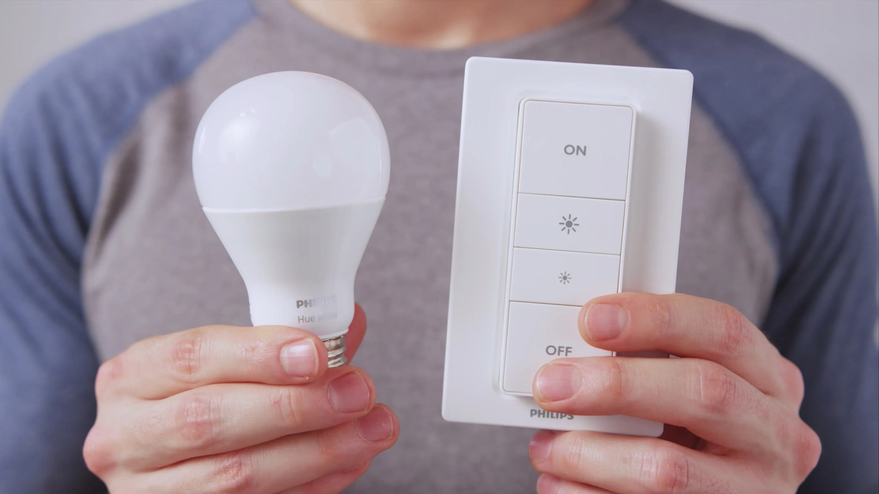 No soportaba la luz blanca en casa y estas bombillas inteligentes me devolvieron un salón cálido y acogedor