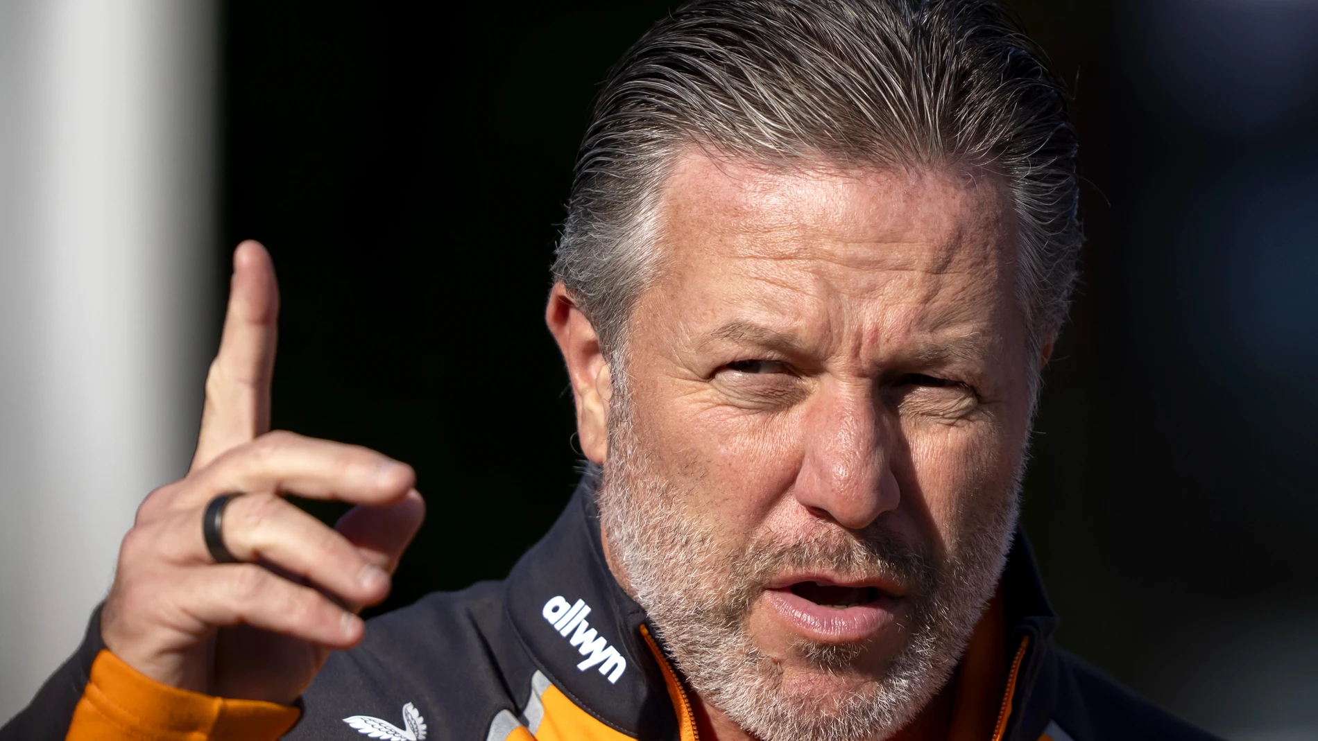 Zandvoort (Netherlands), 31/08/2025.- McLaren Racing CEO Zak Brown prior to the Formula One Dutch Grand Prix race at Zandvoort Circuit in Zandvoort, the Netherlands, 31 August 2025. (Fórmula Uno, Países Bajos; Holanda) EFE/EPA/SANDER KONING