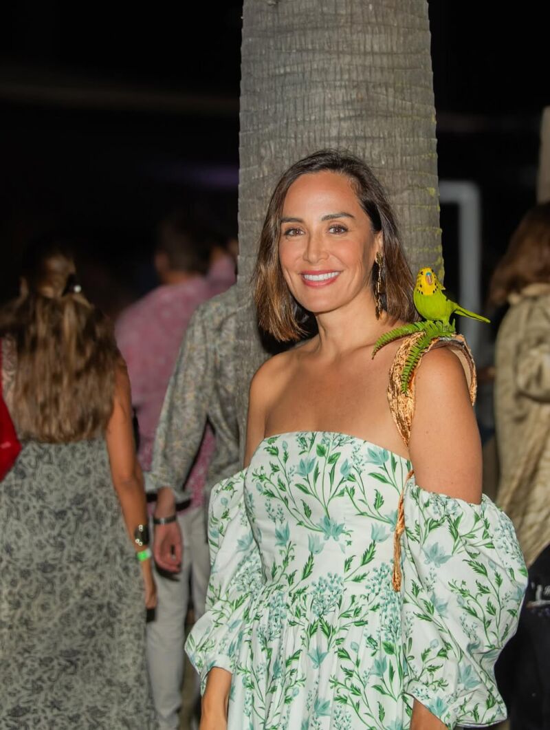 El look de Tamara Falcó con vestido de su colección.
