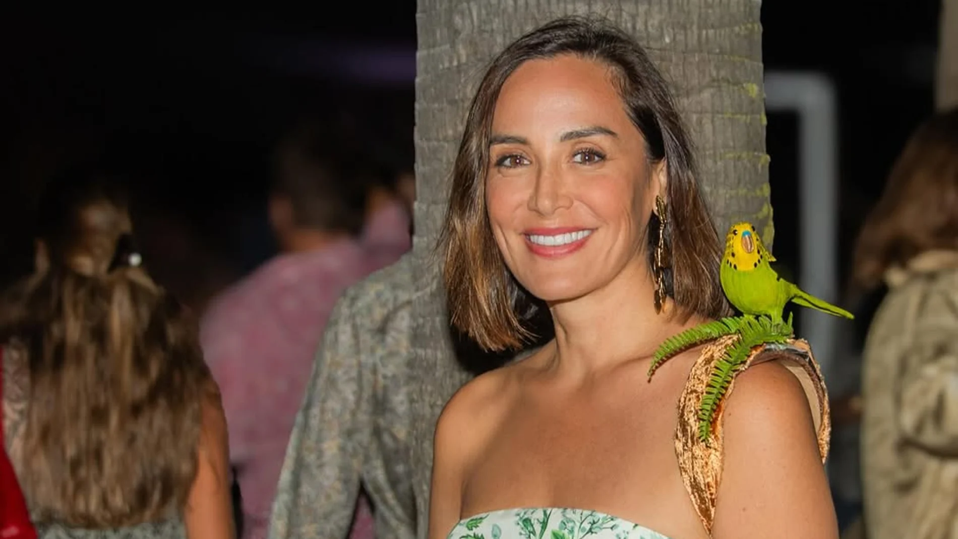 El look de Tamara Falcó con vestido de su colección.