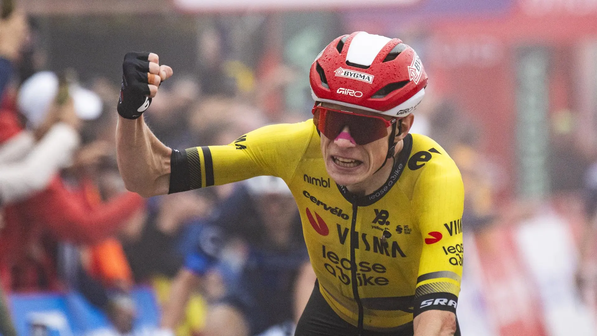 Ciclismo/Vuelta.- AV.- Vingegaard gana en Valdezcaray y acecha el maillot rojo de Traeen en La Vuelta