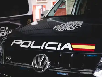 Coche patrulla de la Policía Nacional Coche patrulla de la Policía Nacional