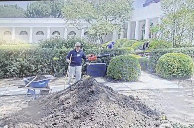 Imágenes del Rose Garden de la Casa Blanca en obras, compartidas por Donald Trump