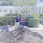 Imágenes del Rose Garden de la Casa Blanca en obras, compartidas por Donald Trump