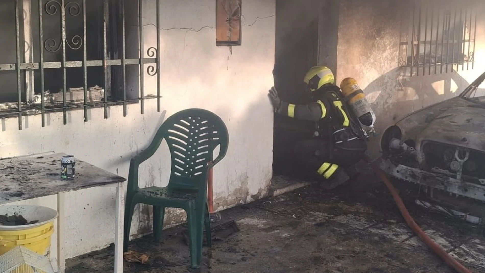 Bombero del Consorcio de Bomberos Provincia de Cádiz