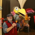 Taller de títeres de Palredes de Nava (Palencia) El artesano y titiritero Miguel Ordoñez