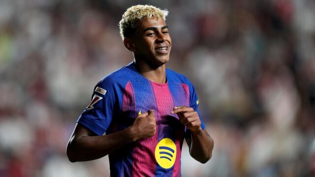 Rayo Vallecano v FC Barcelona - LaLiga EA Sports