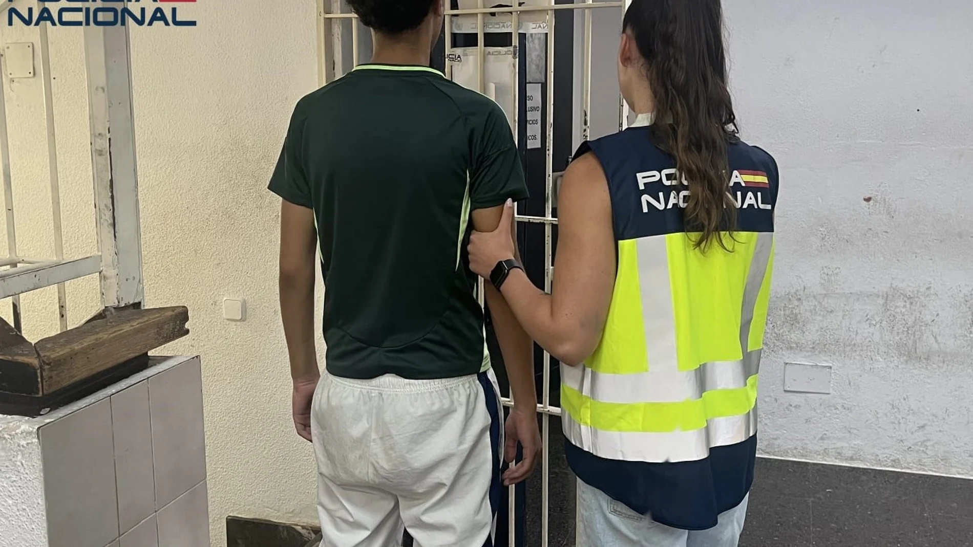 Sucesos.- Un detenido por asaltar a personas de edad avanzada para robarles las cadenas de oro mediante tirón en Palma