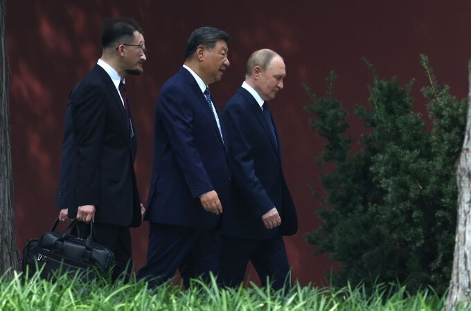 Russian President Putin meets Chinese President Xi Jinping in Beijing