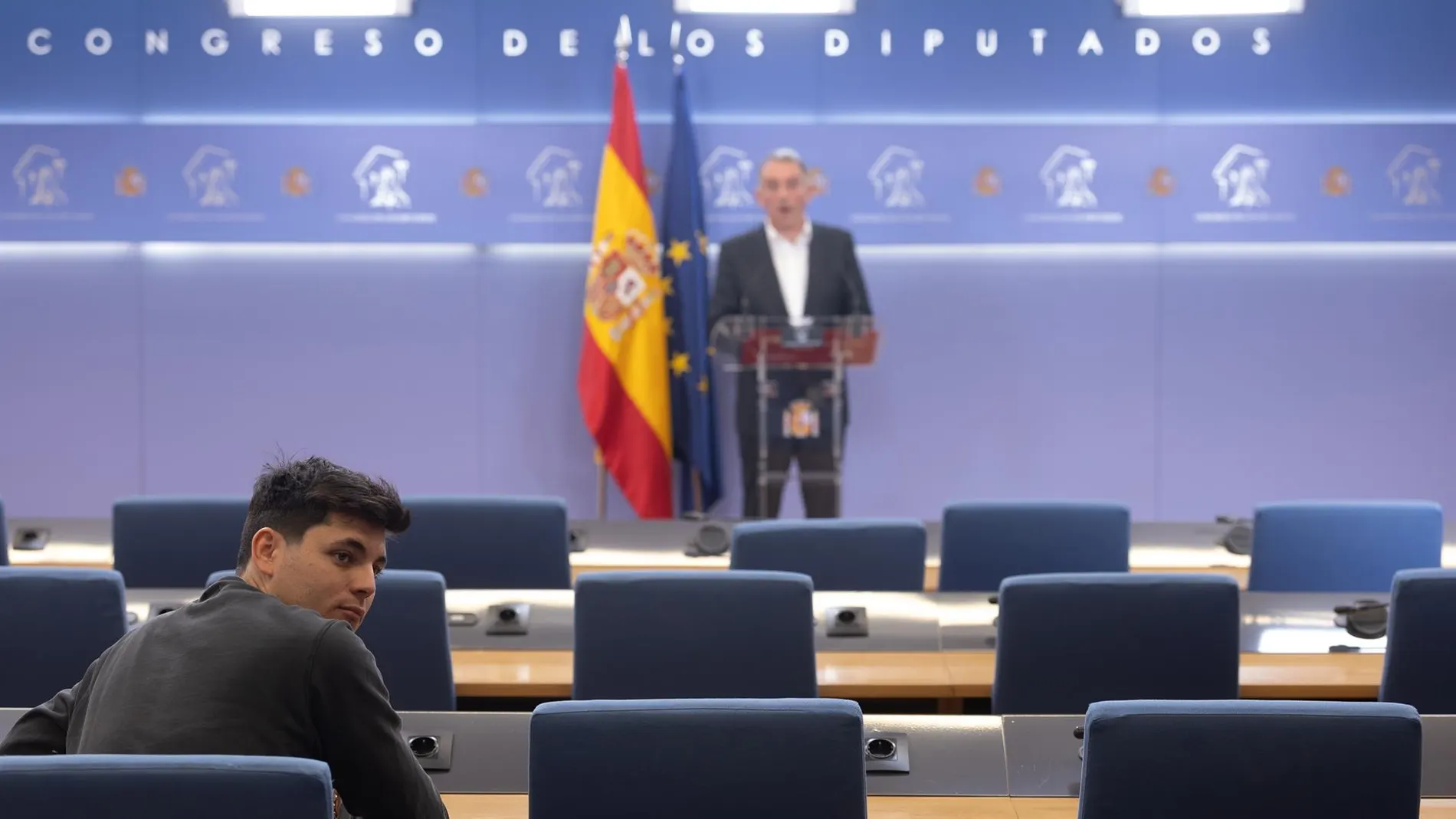 El Congreso detalla las conductas de periodistas que sancionará y los medios a lo que no acreditará