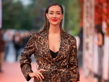 Adara Molinero confiesa que está enamorada antes de su regreso sorpresa a 'Supervivientes All Stars' Adara Molinero confiesa que está enamorada antes de su regreso sorpresa a 'Supervivientes All Stars'