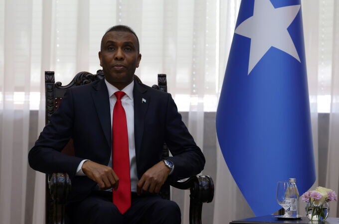 Somalia's Prime Minister Hamza Abdi Barre visits Serbia