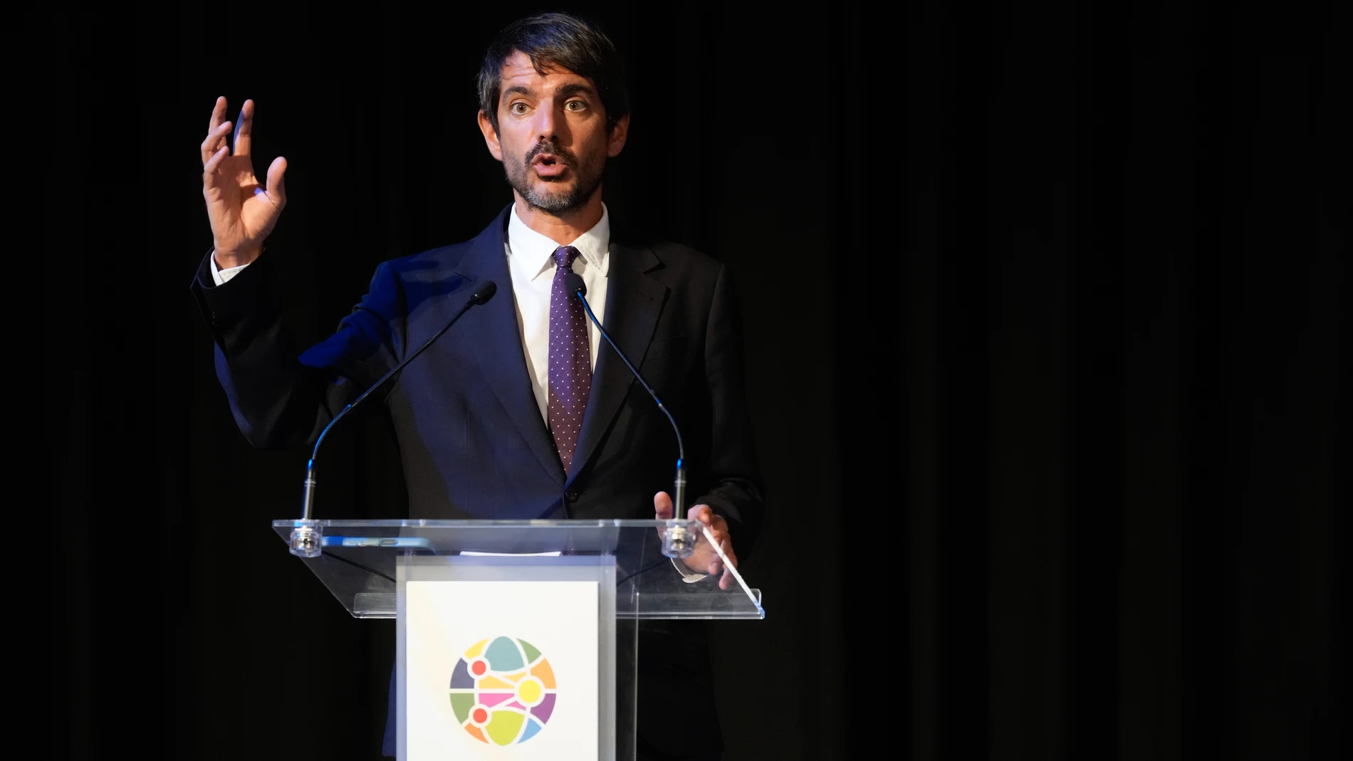 GRAFCAT1593. BARCELONA (ESPAÑA), 04/09/2025.- El ministro de Cultura, Ernest Urtasun, interviene durante el acto celebrado este jueves en la Funció Miró donde se ha presentado la programación y objetivos de Mondiacult 2025, la Conferencia Mundial de la UNESCO sobre Políticas Culturales y Desarrollo Sostenible, que se celebrará en Barcelona del 29 de septiembre al 1 de octubreEFE/ Enric Fontcuberta