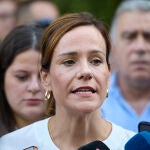 Vox se traslada hasta el Centro de Atención, Emergencias y Derivación de Alcalá de Henares para pedir su cierre