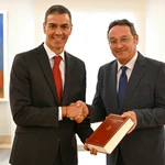 Pedro Sánchez recibe a Álvaro García Ortiz en la Moncloa