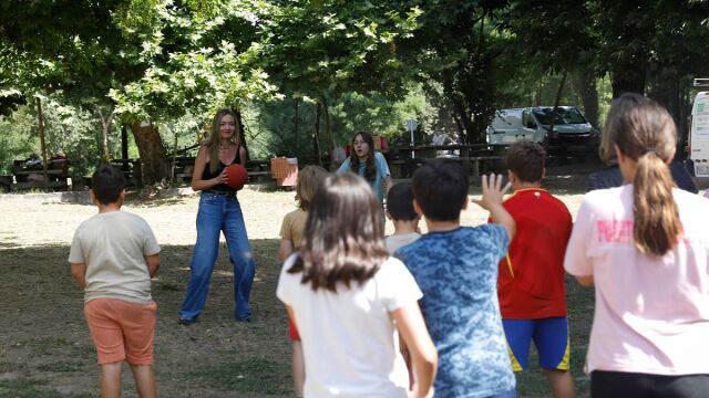 El Bono Concilia Familia podrá solicitarse desde este lunes para el pago de campamentos o cuidadores a domicilio