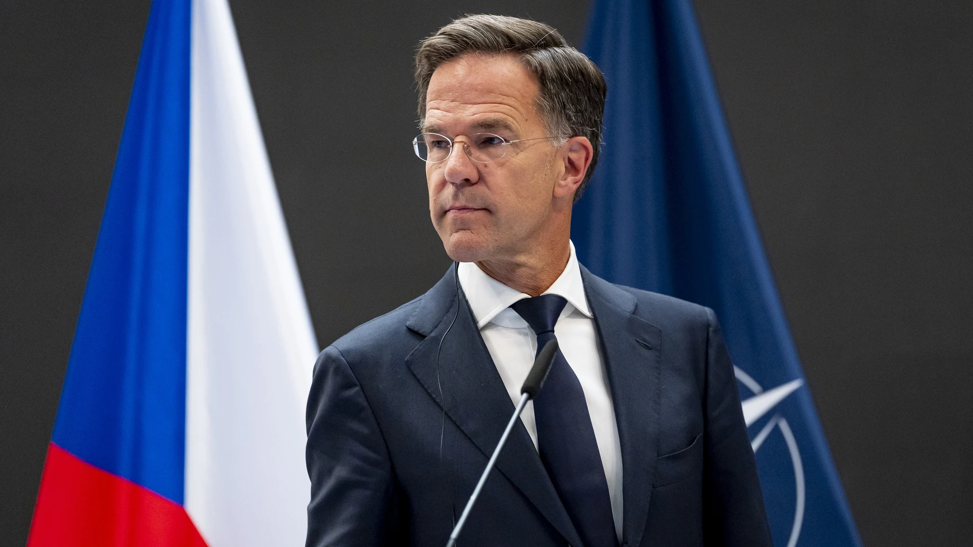 Prague (Czech Republic), 04/09/2025.- NATO Secretary General Mark Rutte takes part in a joint press conference following a meeting with Czech Prime Minister Petr Fiala (not pictured) in Prague, Czech Republic, 04 September 2025. (República Checa, Praga) EFE/EPA/STRINGER