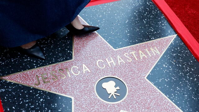 Jessica Chastain receives star on Hollywood Walk of Fame