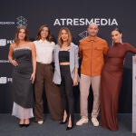 Judith Fernández, Carlota Baró, Verónica Sánchez, Alain Hernández, y Martina Cariddi