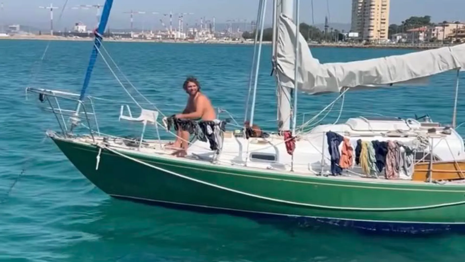 Jamen Nunan en su velero