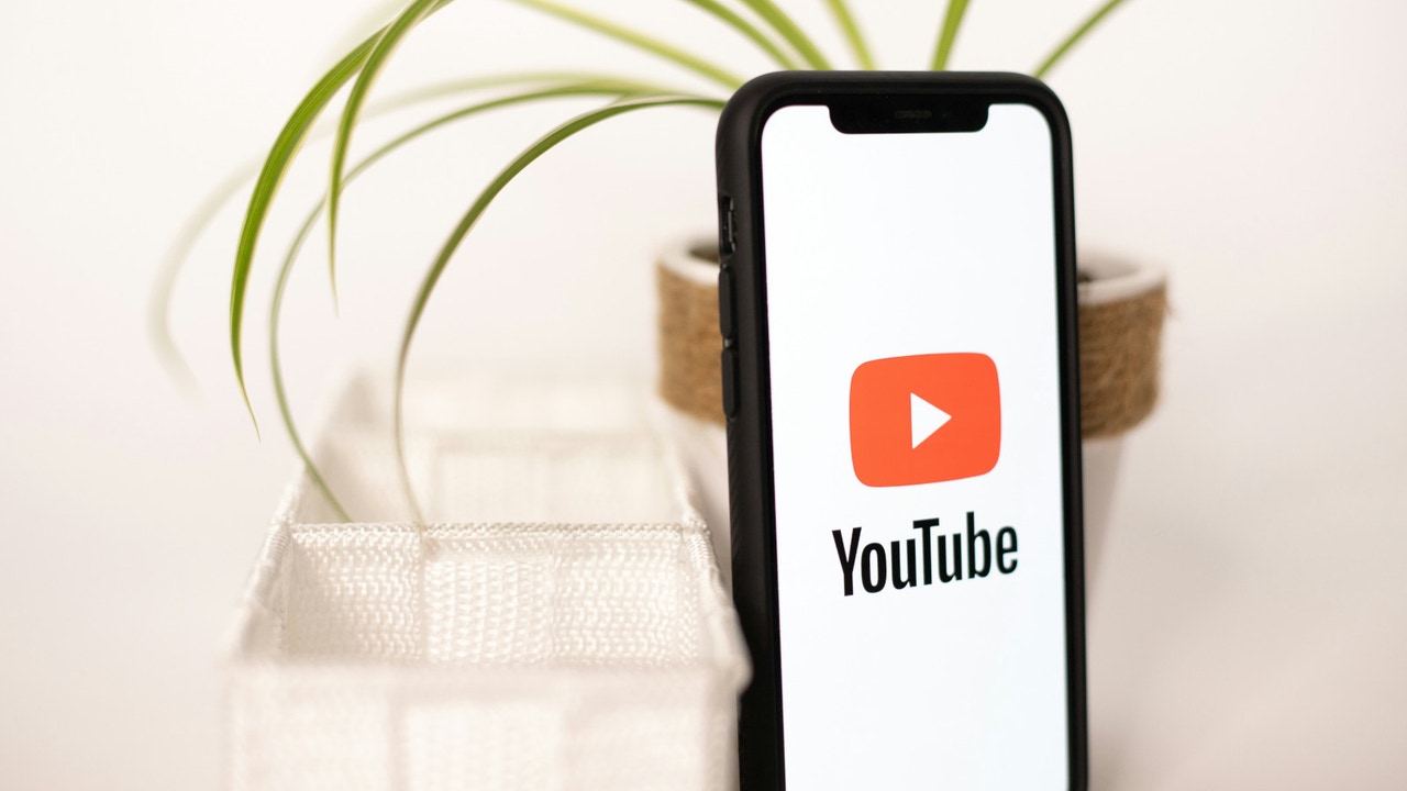 YouTube Premium Lite ya está disponible en España: pagarás y verás anuncios