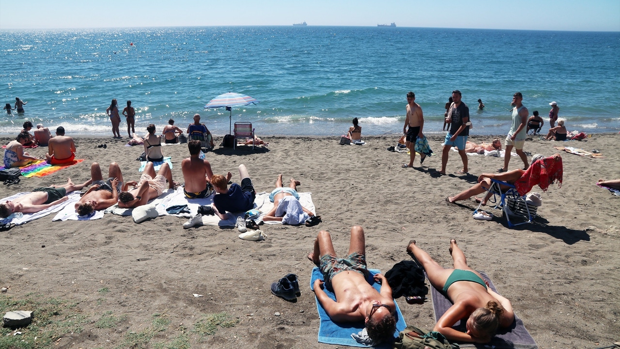 Los andaluces han gastado 1.137 euros de media este verano, un 10% más que en 2024