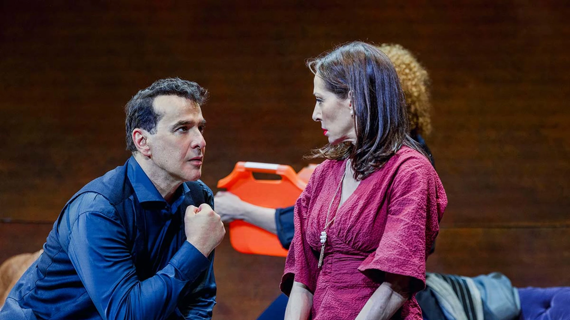Luis Merlos y Natalia Millán en 'Un dios salvaje'