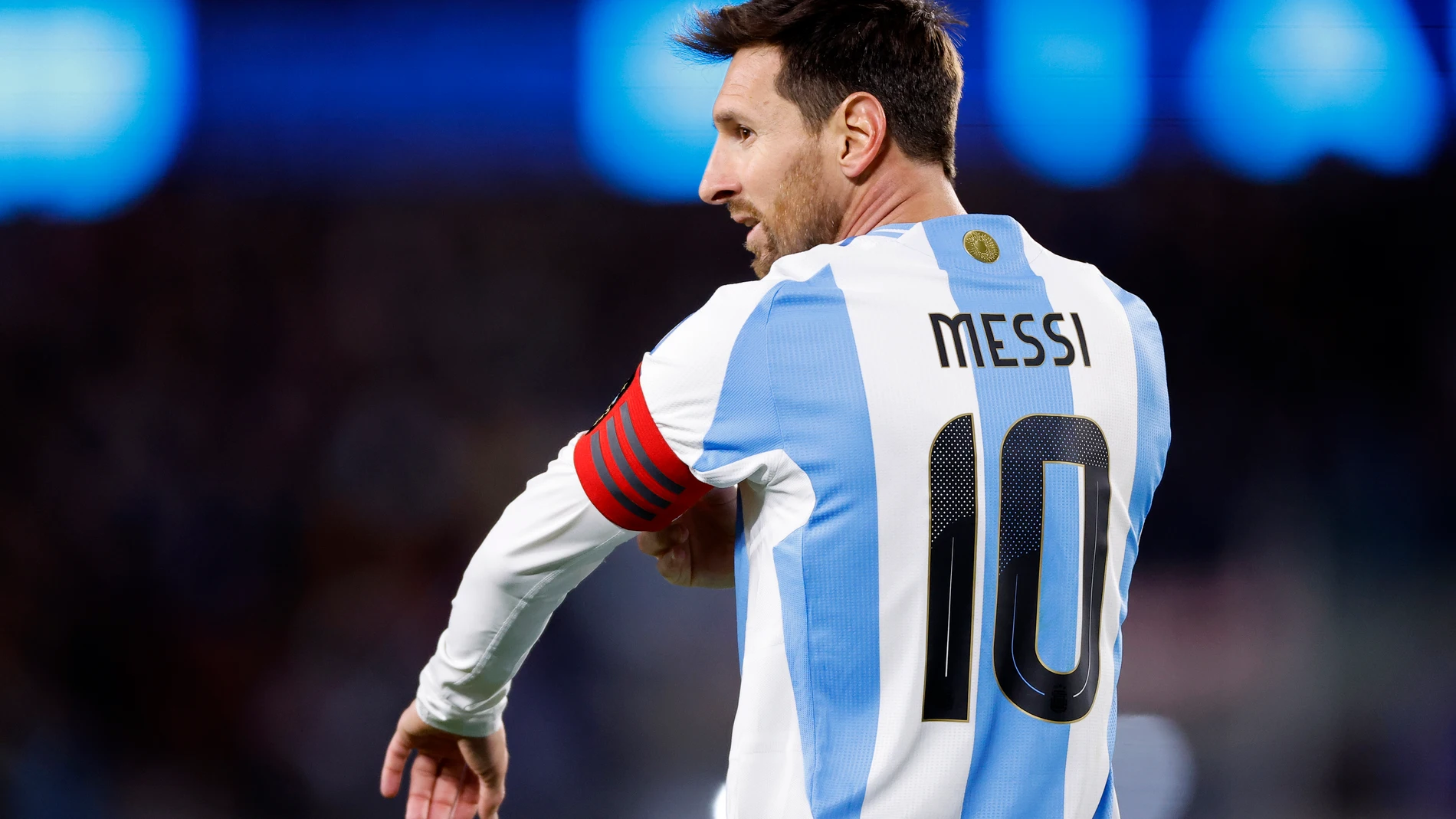 . BUENOS AIRES (ARGENTINA), 04/09/2025.- Lionel Messi de Argentina reacciona después de celebrar un gol este jueves, en un partido por las eliminatorias a la Copa Mundial 2026 entre Argentina y Venezuela en el estadio Monumental en Buenos Aires (Argentina). EFE/ Juan Ignacio Roncoroni