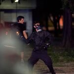 Serbia.- Enfrentamientos entre manifestantes y Policía en una noche de protestas ante la universidad de Novi Sad
