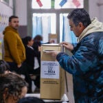 Abren los centros de votación en la provincia de Buenos Aires para la elección legislativa