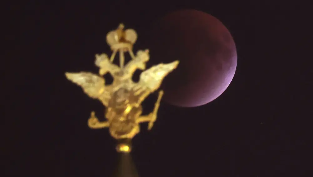 Total lunar eclipse in Moscow