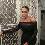 El look de invitada de Vicky Martín Berrocal.
