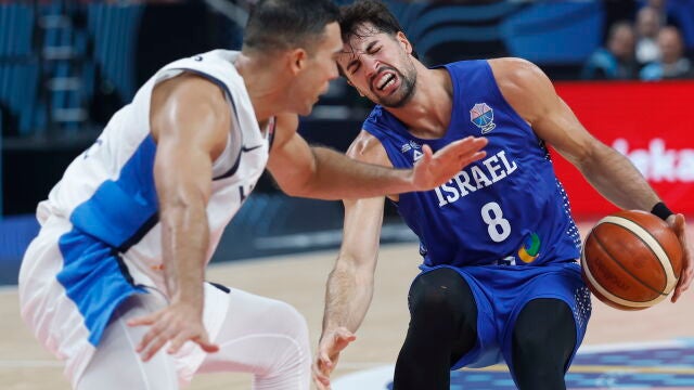 Zoosman y Sloukas, en el Grecia - Israel de octavos de final del pasado Eurobasket