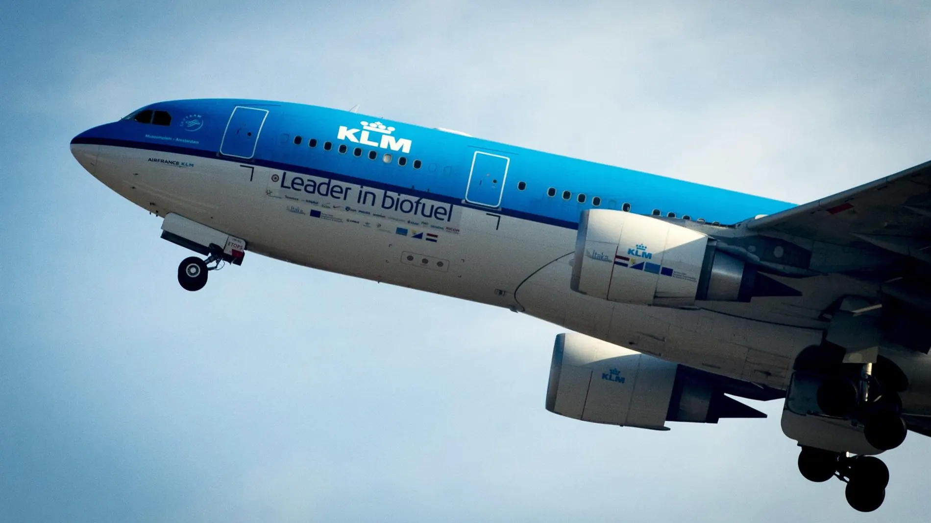 Economía.- KLM cancela más de 100 vuelos este miércoles por una huelga del personal de tierra en Ámsterdam