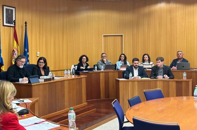 Traiciones, transfugismo y un Vox y PP divididos: lo que hay detrás de la moción de censura en San Antonio de Benagéber