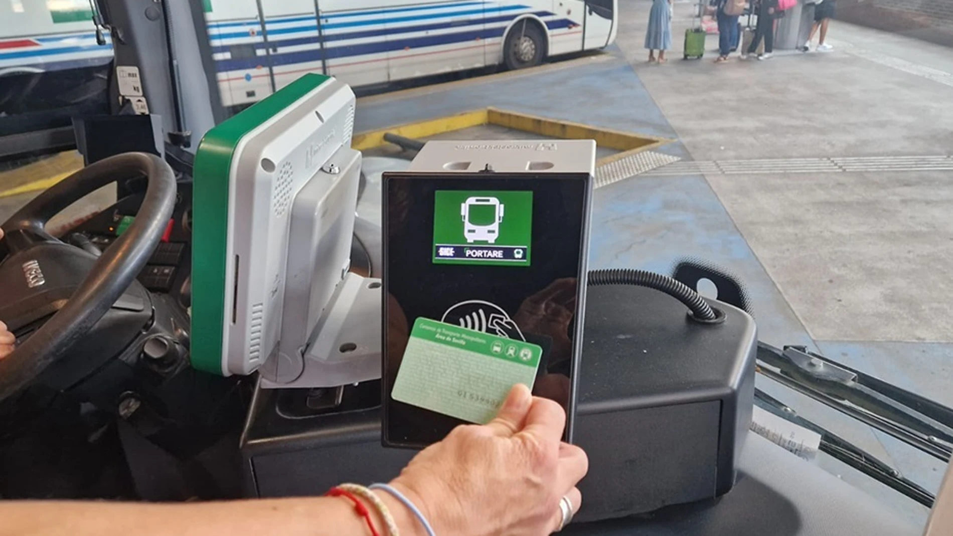 La Junta de Andalucía apuesta por la movilidad con la creación de un consejo de consorcios de transporte