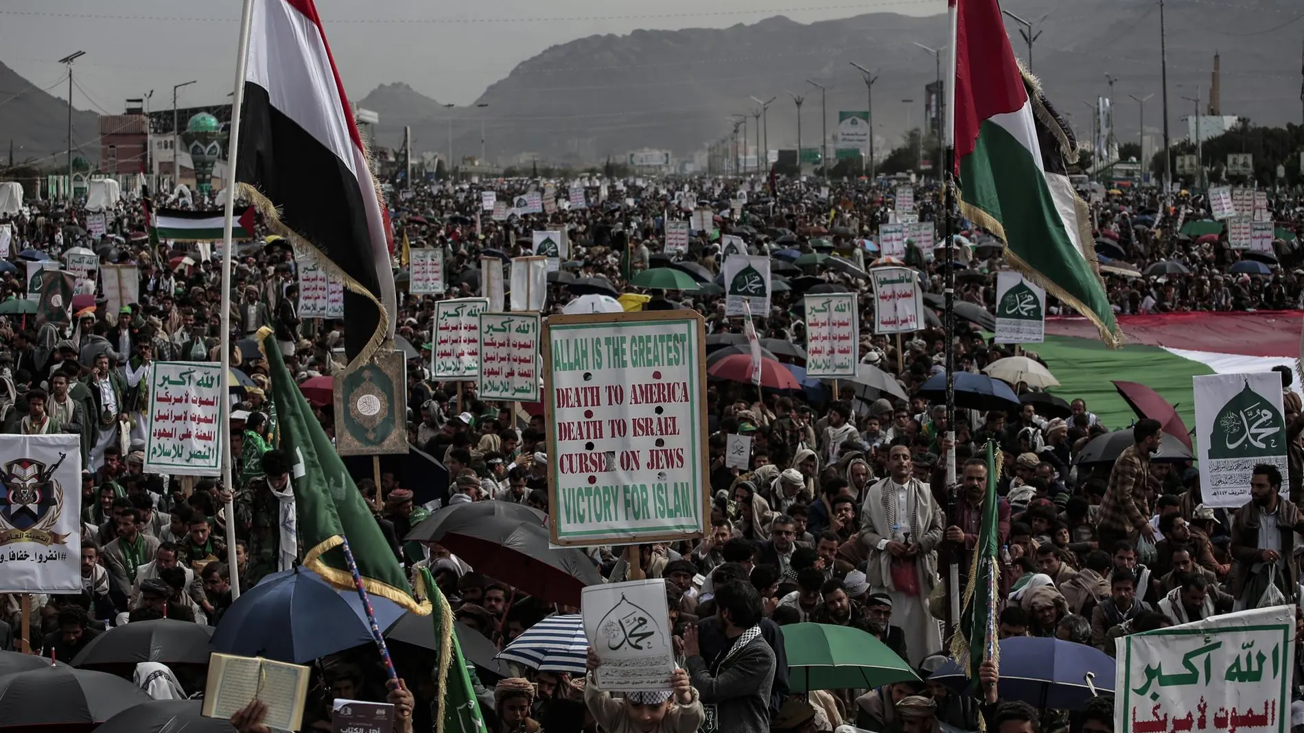 Yemen.- AMP.- Alrededor de una decena de muertos y más de un centenar de heridos en los bombardeos israelíes sobre Yemen