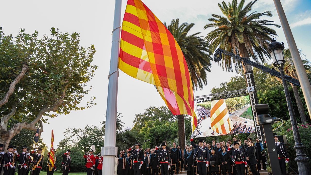 Alerta amarilla en una Diada pasada por agua: la lluvia amenaza conciertos y manifestaciones en Cataluña