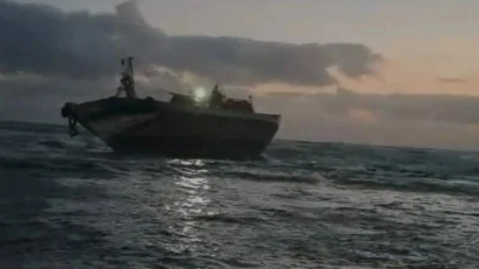 Pesquero encallado en Lanzarote