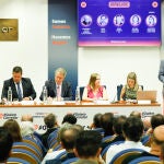10-09-25 Desayuno Informativo De Europa Press Sobre El Corredor Del Mediterráneo. Francisco García, Juan Jodar, Diego Lorente, Antonia Martínez Y Almudena Peñarranda. El Consejero De Fomento Jorge García