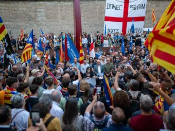 Sílvia Orriols en el Fossar de les Moreres