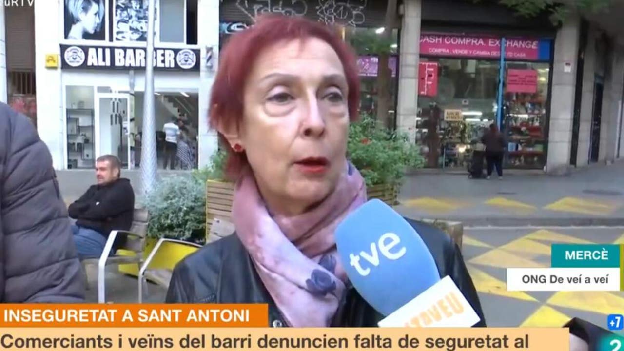 Vídeo: reacción viral de una vecina de Barcelona al decir que "los menores extranjeros que vienen no son menores, la delincuencia es culpa de ellos y estamos hartos de no poder decir la verdad por si te llaman racista"