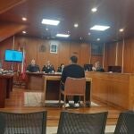 Juicio al acusado de agredir sexualmente a su hijastra, grabar las relaciones y exhibirle pornografía, en la Audiencia de Cantabria